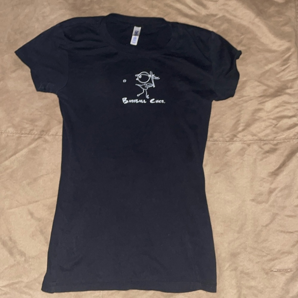 Bella short sleeved large navy blue BASEBALL CHICS TSHIRT